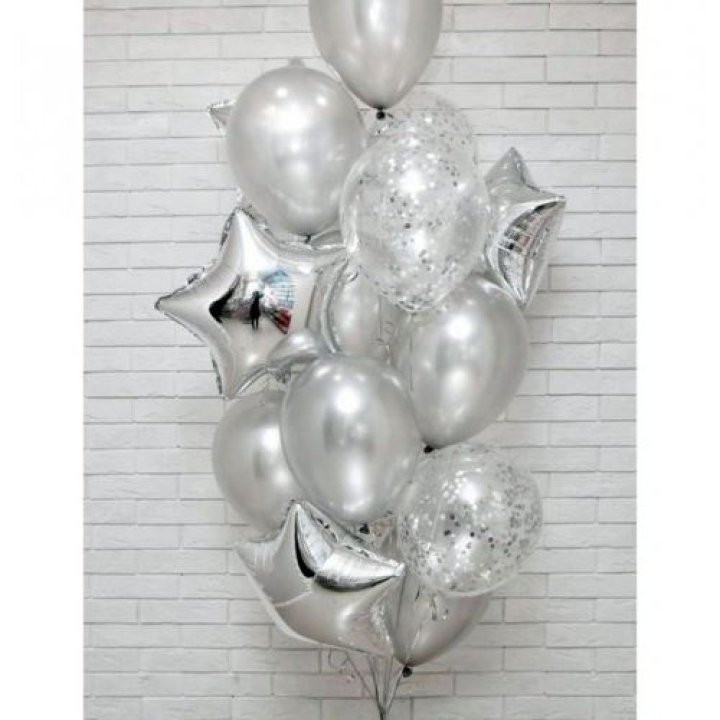 Фонтан шаров "Сильвер мун" в Новороссийске