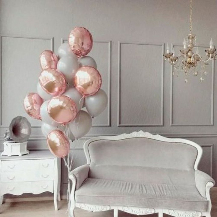 Фонтан шаров "Софт рози" в Новороссийске