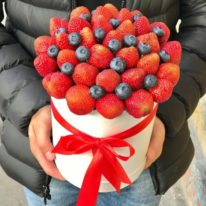 Клубничный бокс №3 в Новороссийске