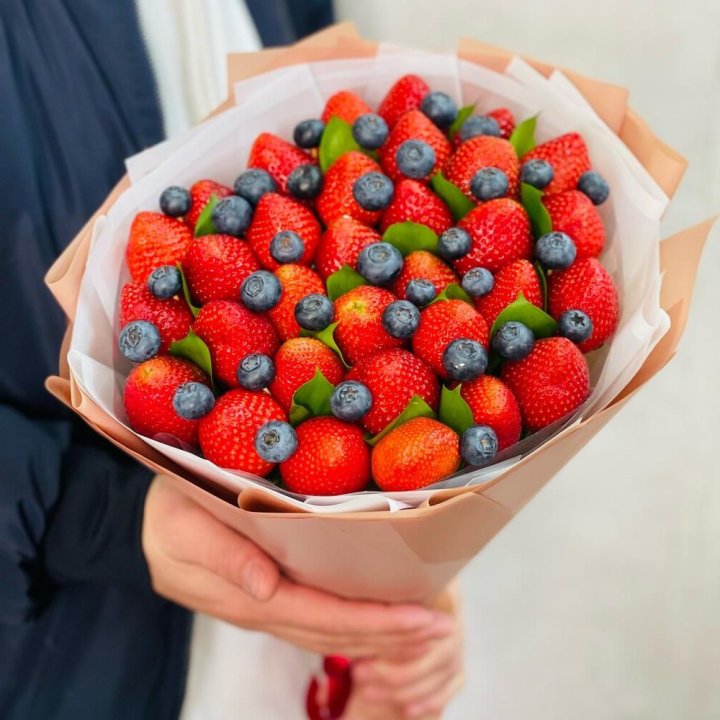 Ягодный бум №4 в Новороссийске