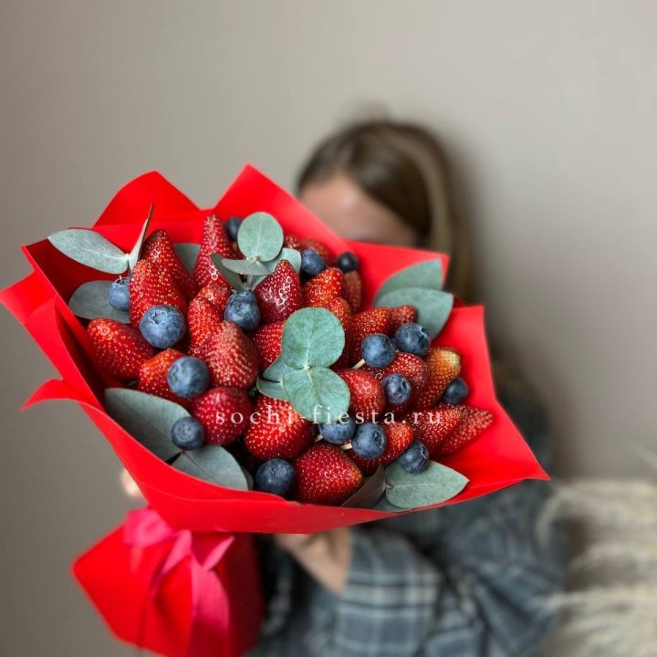 Клубничный бум №1 в Новороссийске