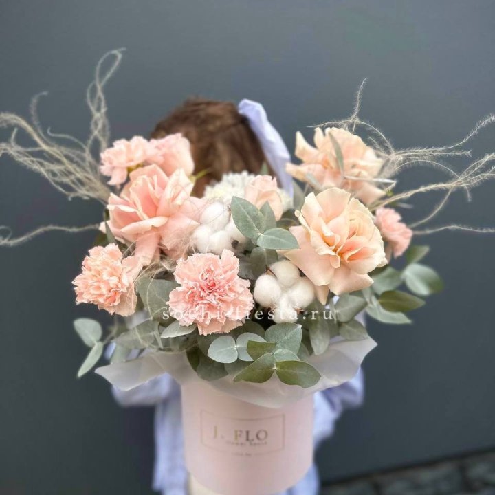 Цветочный бокс "Лесия" в Новороссийске