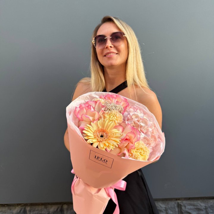  Букет  "Солнышко" в Новороссийске