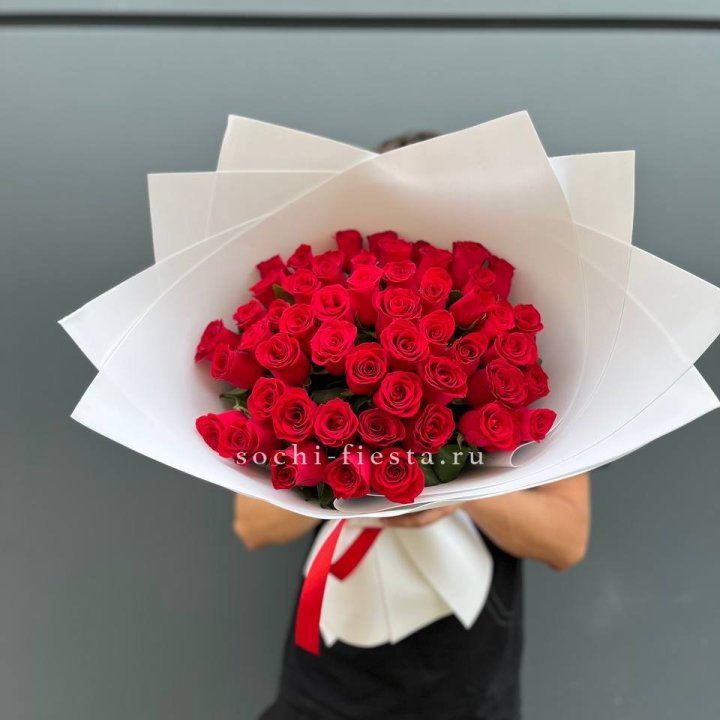 51  красная роза в Новороссийске