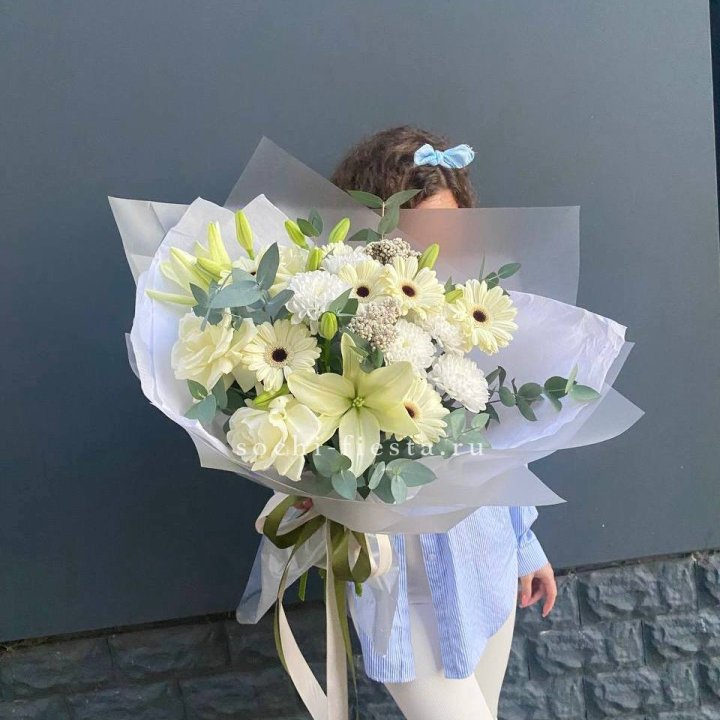 Букет с лилией и герберой в Новороссийске