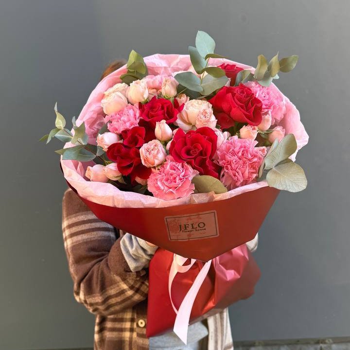 Букет "Первая любовь" в Новороссийске