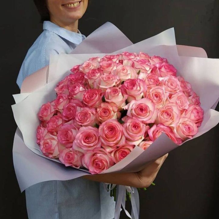 101 роза Джумилия в оформлении  в Новороссийске