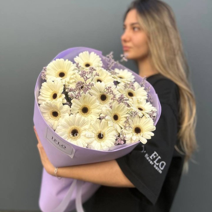 Букет голландских гербер "Лавандер" в Новороссийске