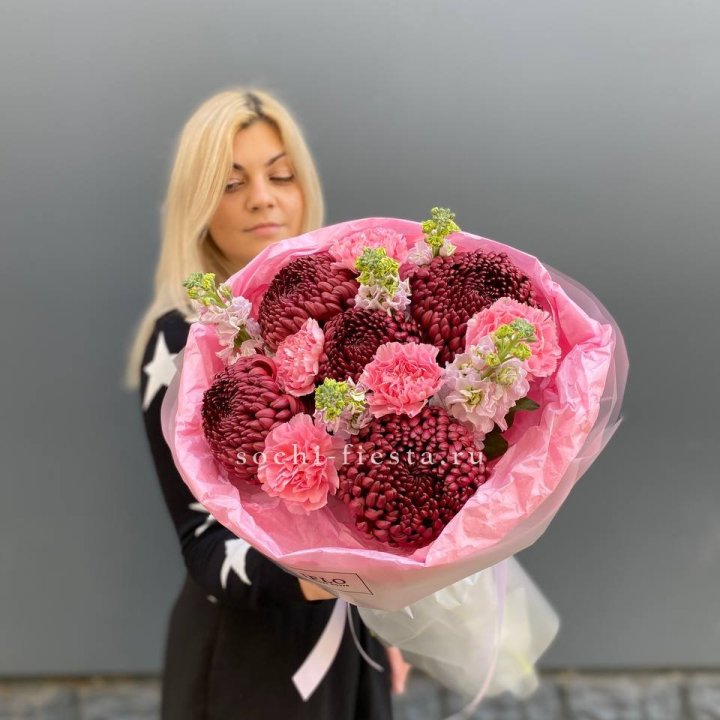 Букет "Сияющая любовь" в Новороссийске