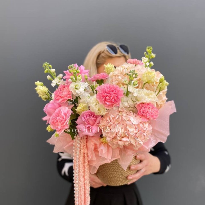 Композиция "Роскошь" в Новороссийске