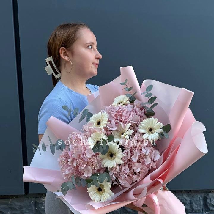 Букет "Знак любви" в Новороссийске