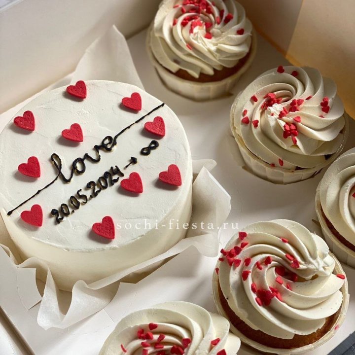 Капкейки и бенто-торт "Любимые" в Новороссийске