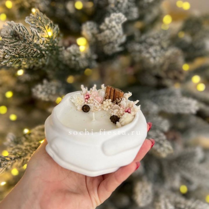 Свеча ароматическая в гипсе Руки с корицей в Новороссийске