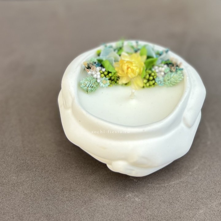 Свеча ароматическая в гипсе Руки в Новороссийске