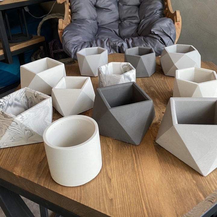 Дизайнерское кашпо в Новороссийске