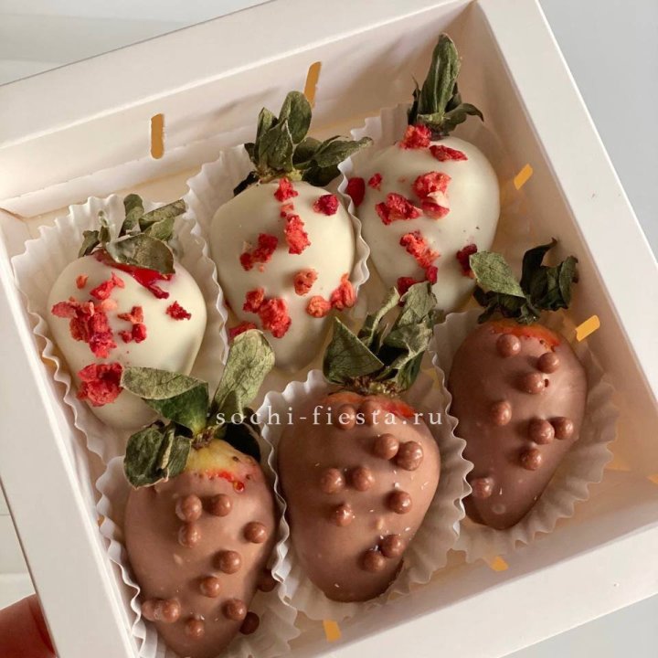 Клубника в шоколаде 6 ягод в Новороссийске