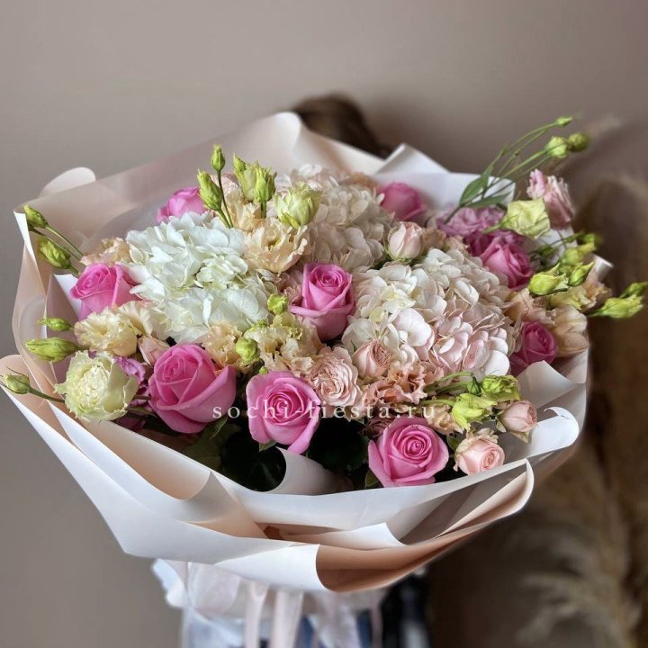 Дизайнерский букет "Каролина" в Новороссийске