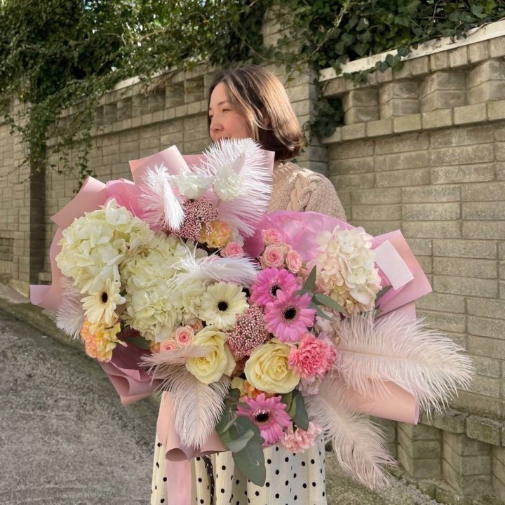 Дизайнерский букет "Валенсия" в Новороссийске