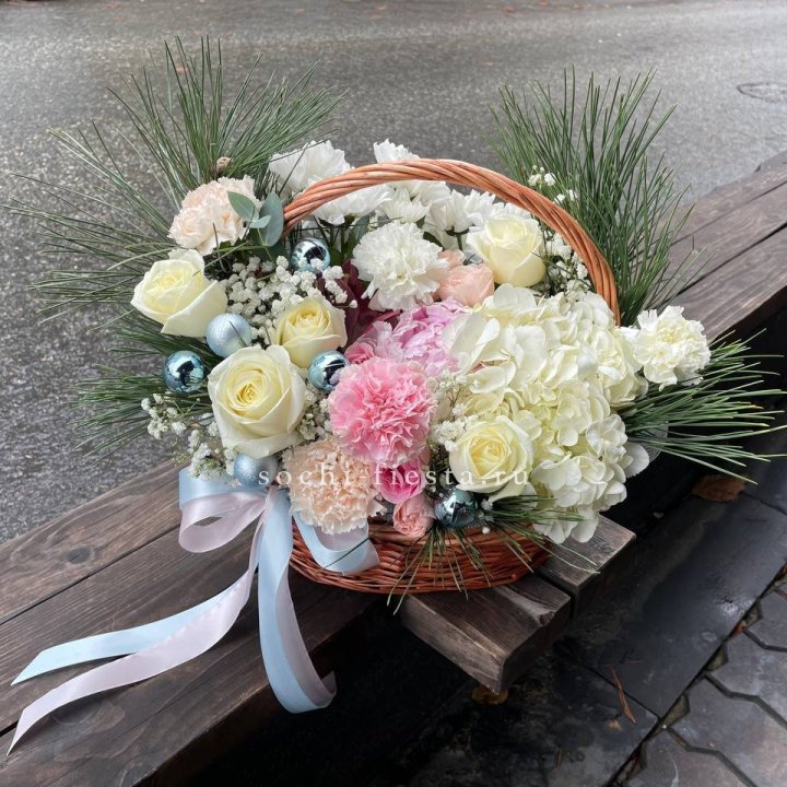 Новогодняя корзина  в Новороссийске