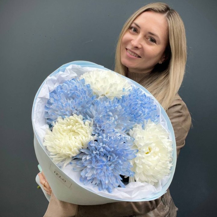 Букет из 7 хризантем  в Новороссийске