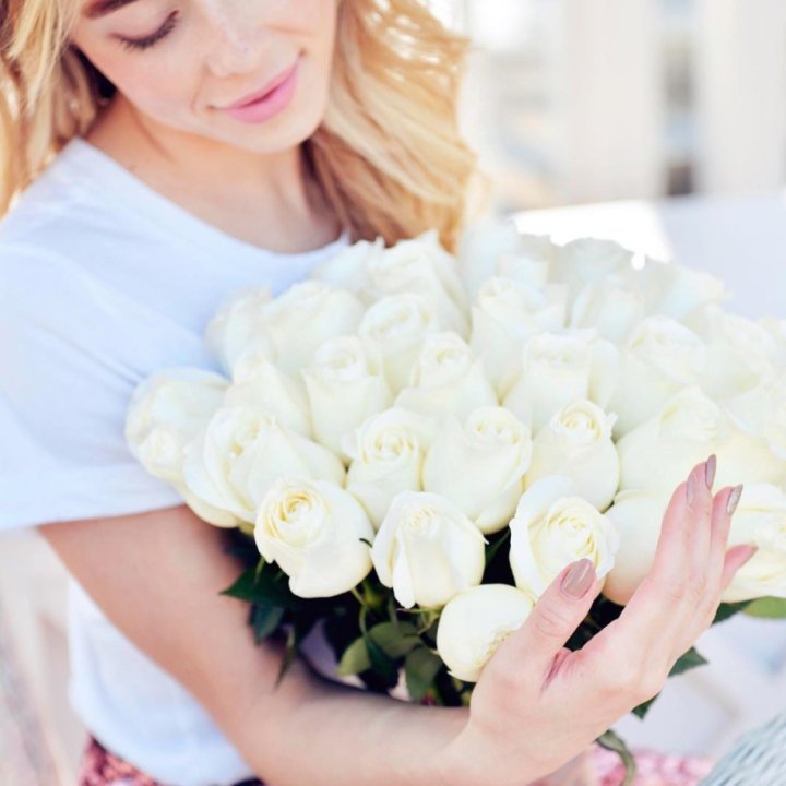 Букет высоких роз "Облака" в Новороссийске