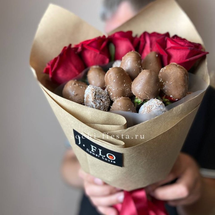 "Тандем с шоколадной клубникой" в Новороссийске