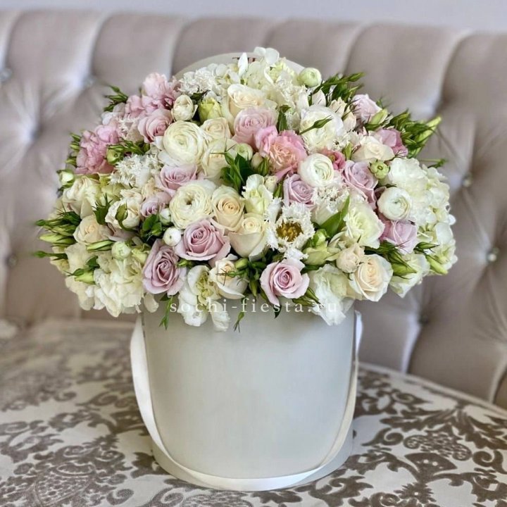 Цветочный бокс "Ловинг" в Новороссийске