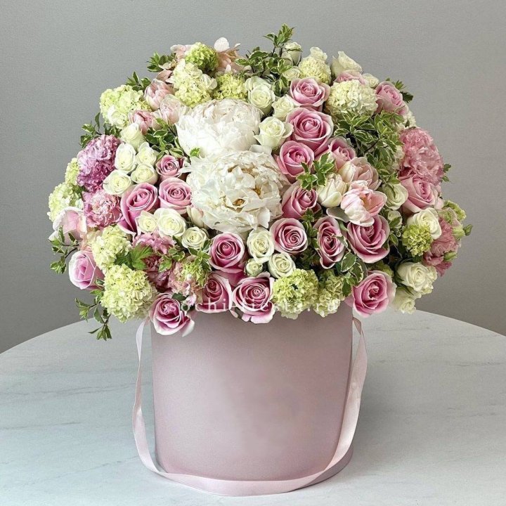 Цветочный бокс "Фантастик" в Новороссийске