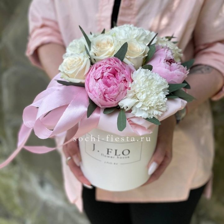 Цветочный бокс мини №2 в Новороссийске