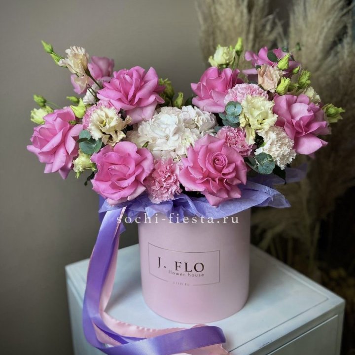 Цветочная коробка "Мишель" в Новороссийске