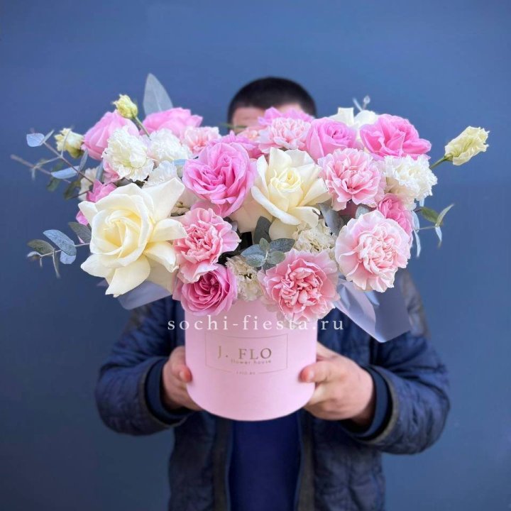 Цветочный бокс "Памела" в Новороссийске