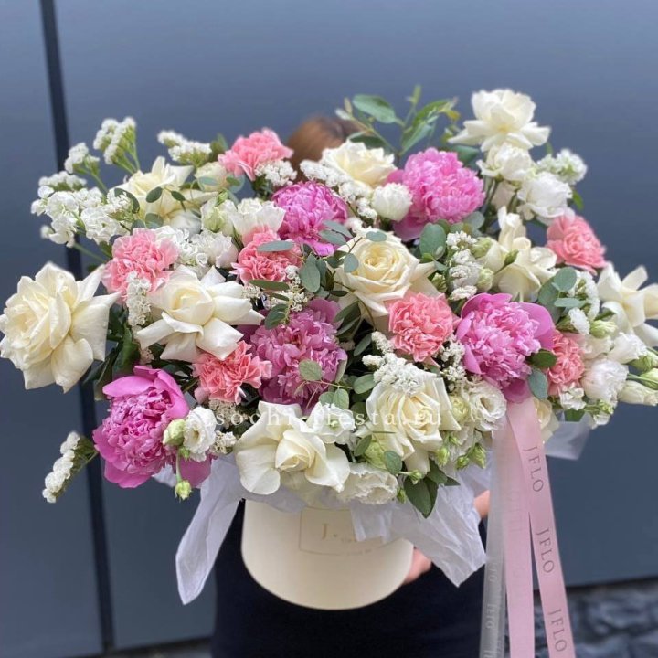 Дизайнерский бокс "Амор этерна" в Новороссийске