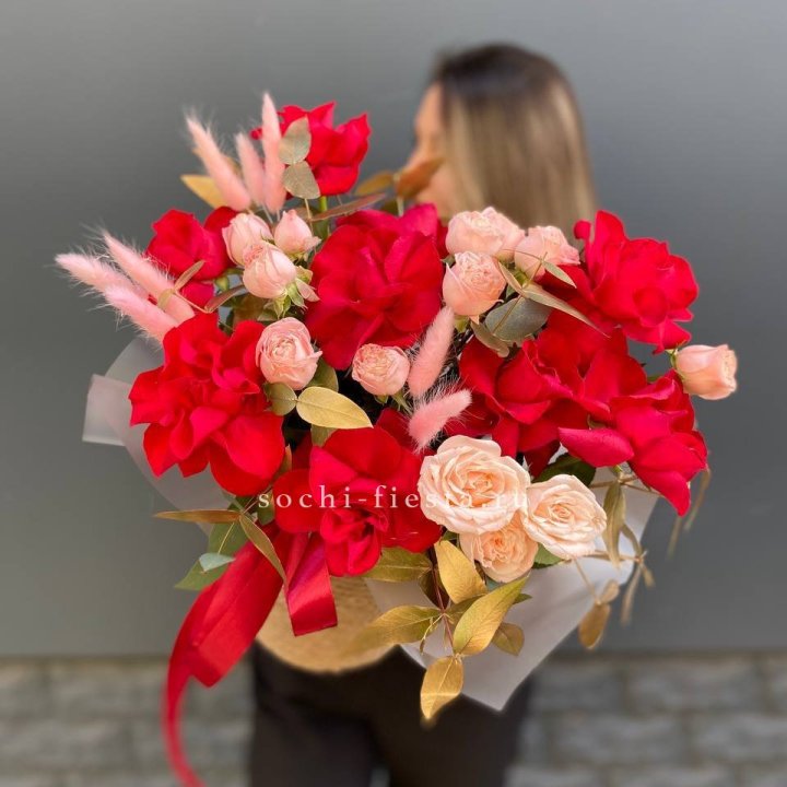 Джутовое кашпо "Любовь Лолиты" в Новороссийске