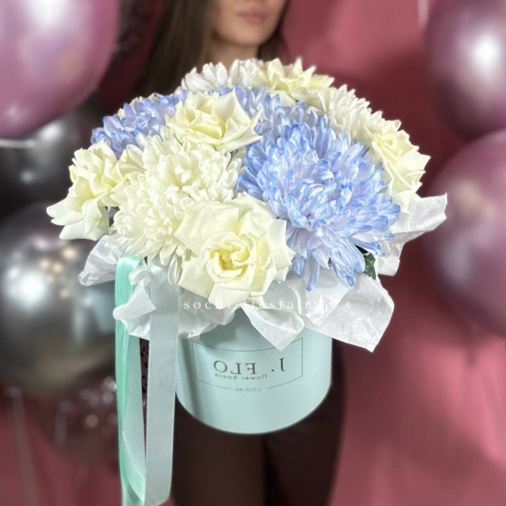 Коробка с цветами "Вольта" в Новороссийске