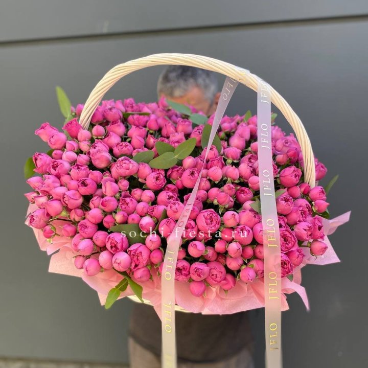 Корзина роз Мисти Баблс 101 в Новороссийске