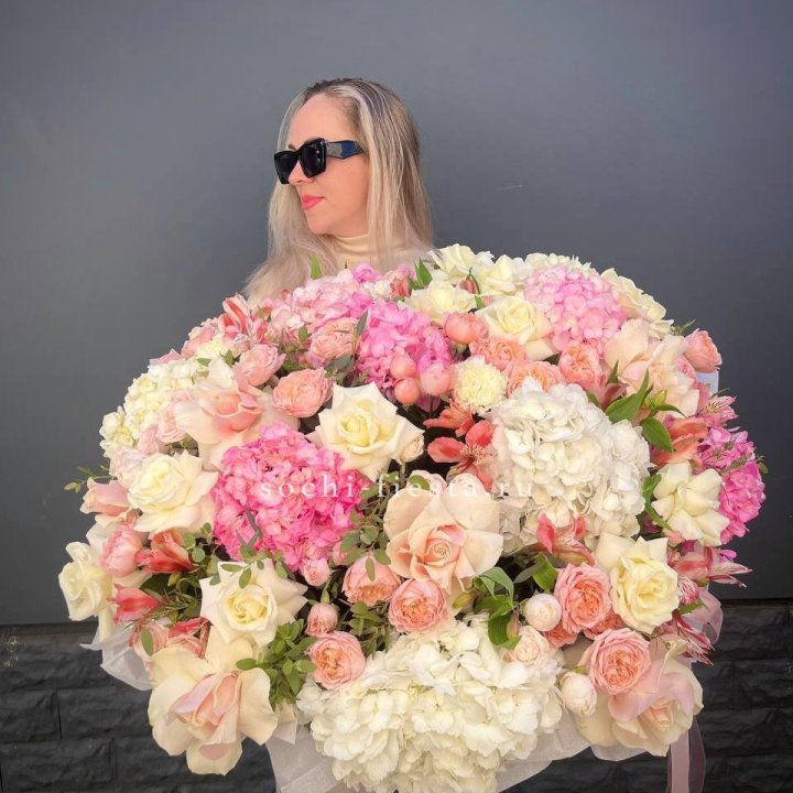 Корзина "Волшебная фиэрия" в Новороссийске