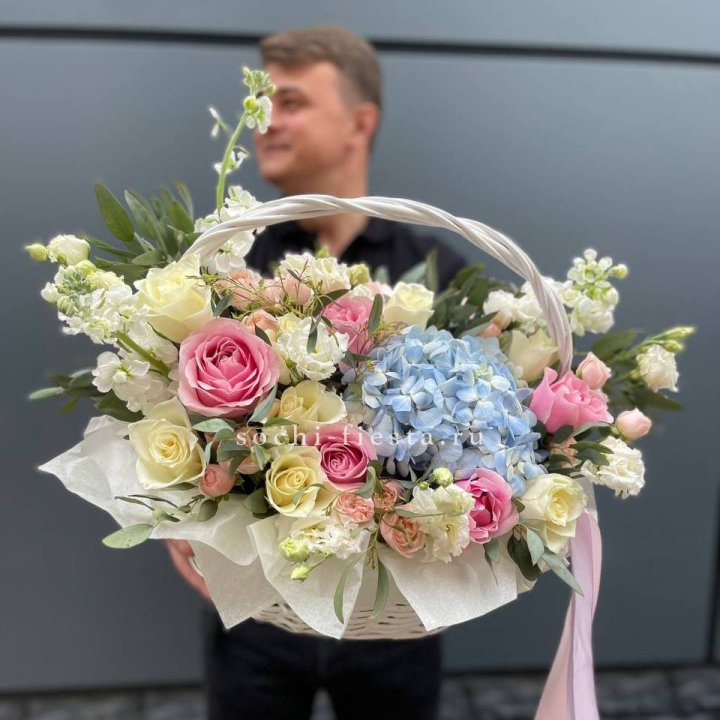 Авторская корзина "Аполинария" в Новороссийске