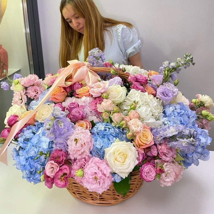 Авторская корзина "Экстра" в Новороссийске