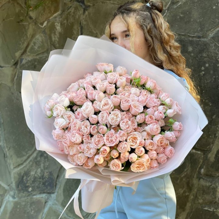 45 роза бомбастик Крем в Новороссийске
