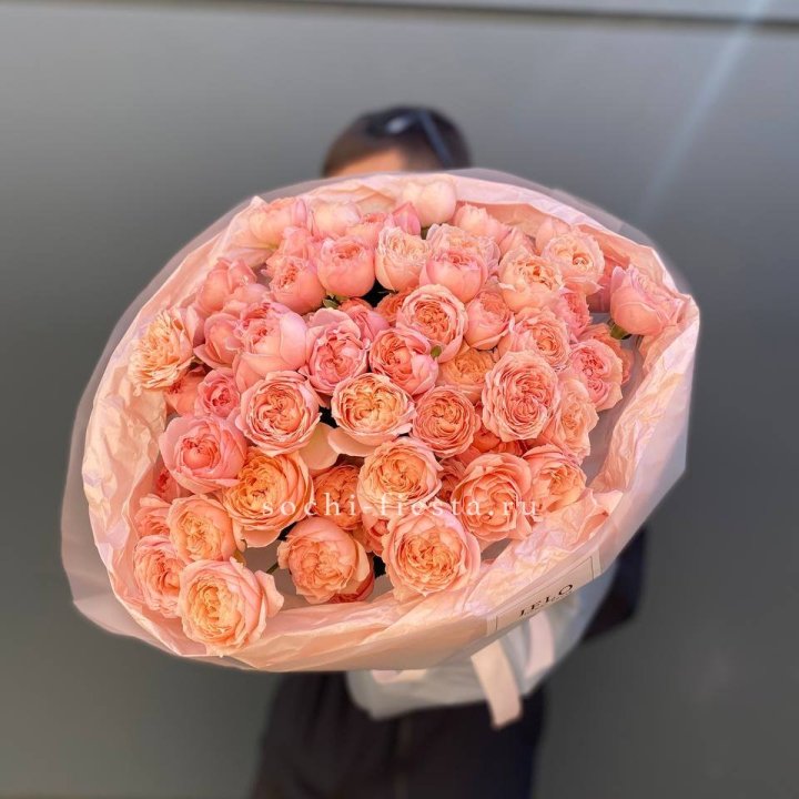 Букет из 21 пионовидной розы Джульетта в Новороссийске