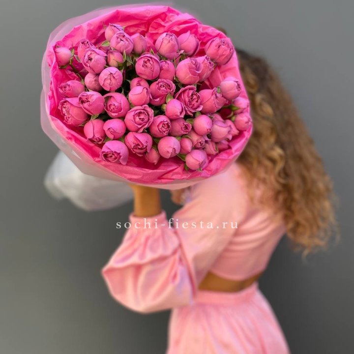 Букет из пионовидных роз  в Новороссийске