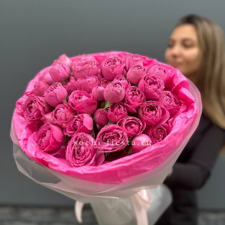 Букет из пионовидных роз  в Новороссийске