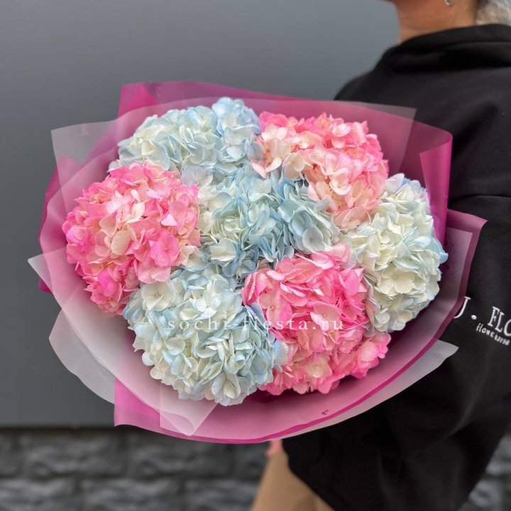 Букет гортензий "Тоника №2" в Новороссийске