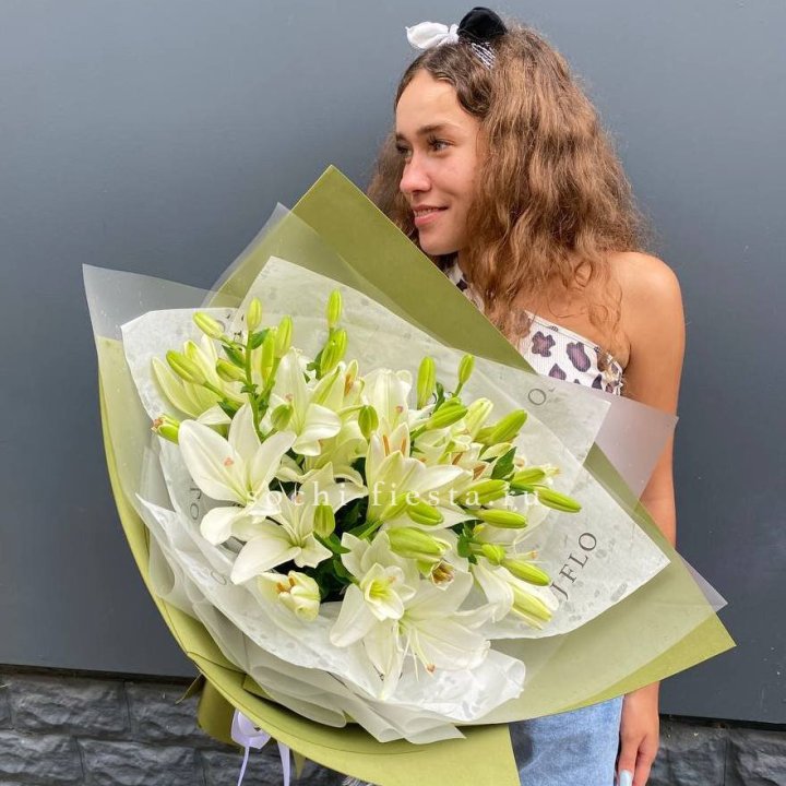 Букет  лилий "Изумруд" в Новороссийске