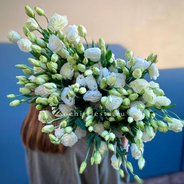 Охапка эустомы в Новороссийске