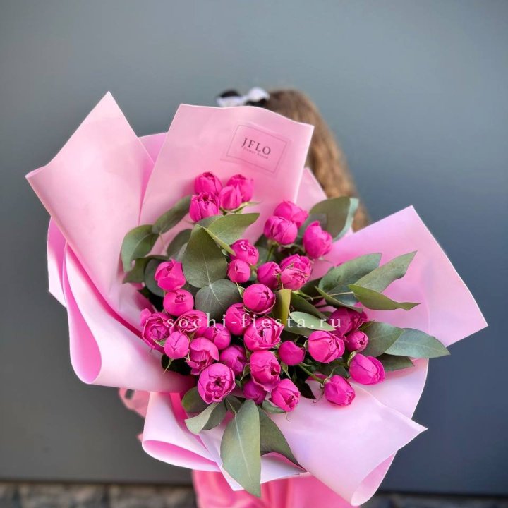 Пионовидные розы баблс в Новороссийске