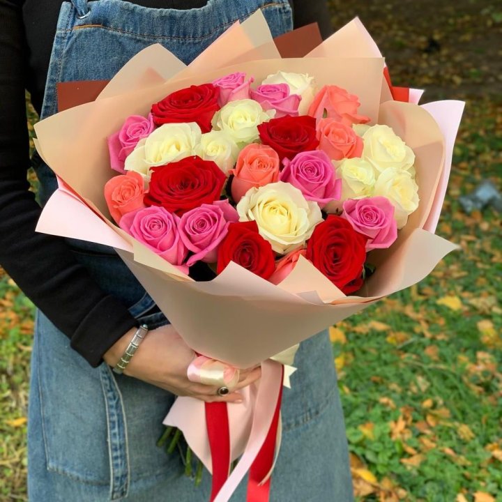 25 роз "Карусель" в Новороссийске