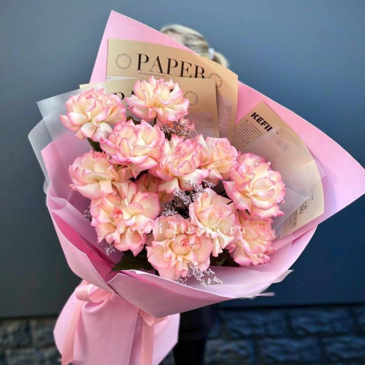 15 французских роз "Джумилия" в Новороссийске