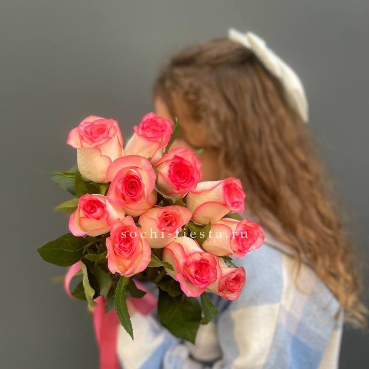 11 роз "Джумилия" в Новороссийске