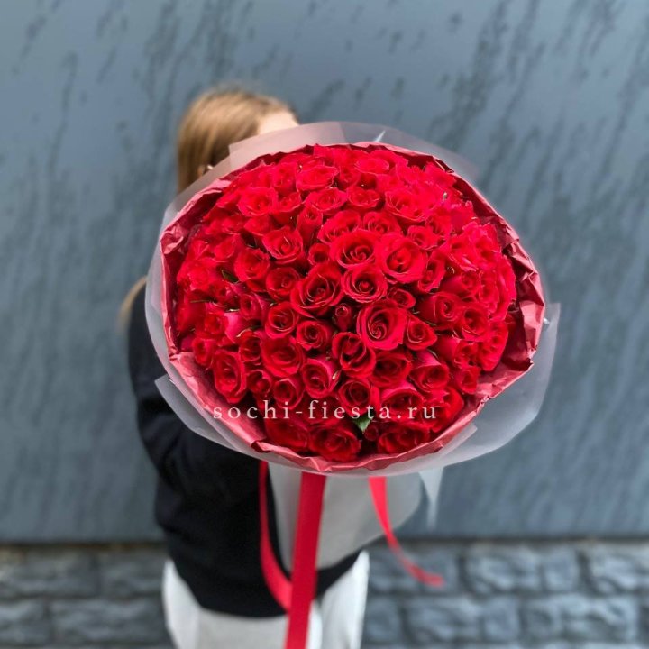 101  красная кенийская роза  в Новороссийске